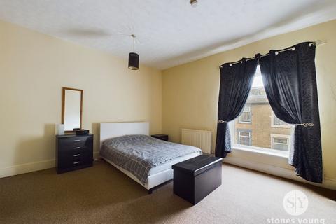 38 Highfield Road, Darwen, BB3 2DN