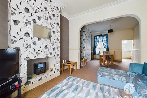 38 Highfield Road, Darwen, BB3 2DN