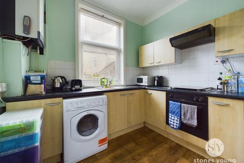 38 Highfield Road, Darwen, BB3 2DN