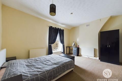 38 Highfield Road, Darwen, BB3 2DN