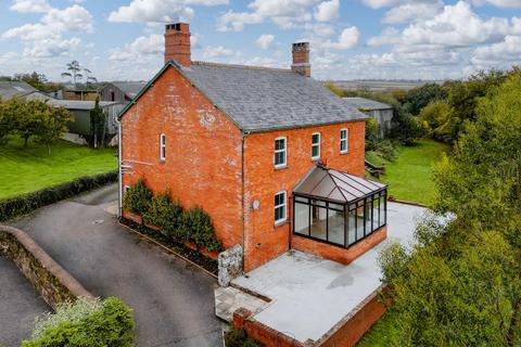 5 bedroom detached house to rent, Coleford, Crediton, EX17