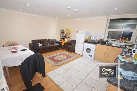 4 bedroom flat to rent, Lodge Road, SOUTHAMPTON SO14