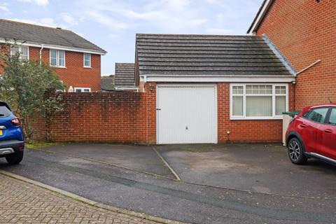 3 bedroom semi-detached house for sale, Sapphire Close, Gosport PO12