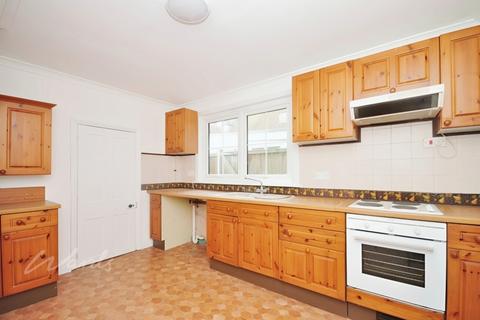 1 bedroom flat to rent, Douglas Avenue Hythe CT21