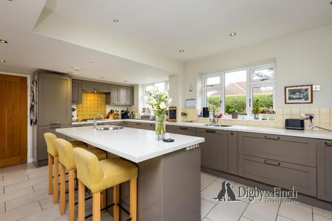 4 bedroom detached house for sale, Cliff Drive, Radcliffe-On-Trent, Nottingham