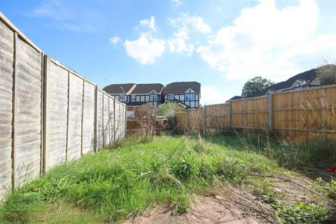 3 bedroom semi-detached house for sale, Stonebridge Field, Eton