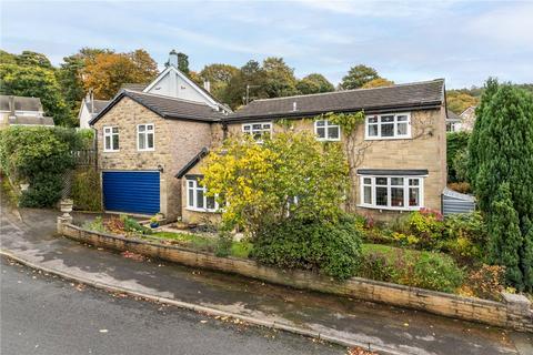 4 bedroom detached house for sale, Oakdale, Bingley, West Yorkshire, BD16