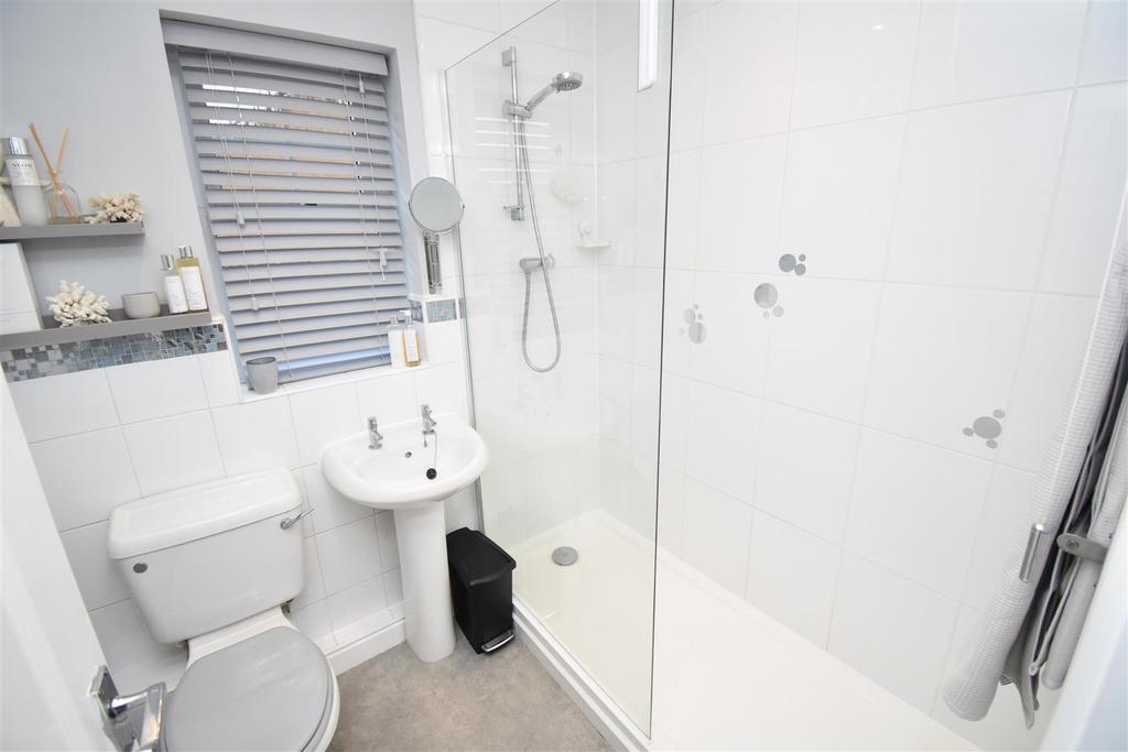 Shower room .JPG