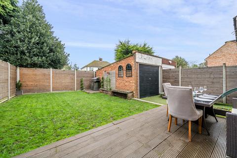 3 bedroom semi-detached house for sale, Almond Close, Shepperton, TW17