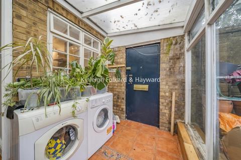 1 bedroom bungalow to rent, Manor Gardens London N7