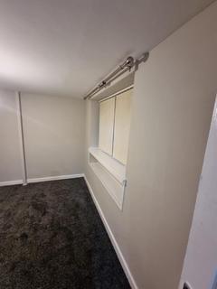 1 bedroom flat to rent, Kilpin Hill Lane, Staincliffe , Dewsbury , WF13 4BS