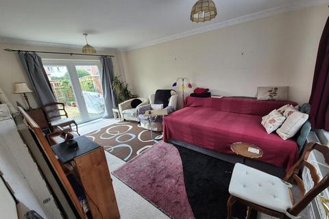 2 bedroom terraced house to rent, Blackberry Walk, TA18