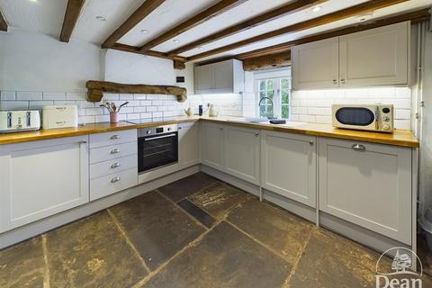 2 bedroom cottage for sale, Blakeney Hill Road, Blakeney GL15