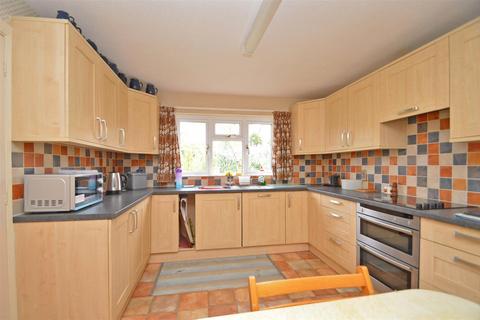 5 bedroom detached house for sale, Mitcham Court, Shrewsbury