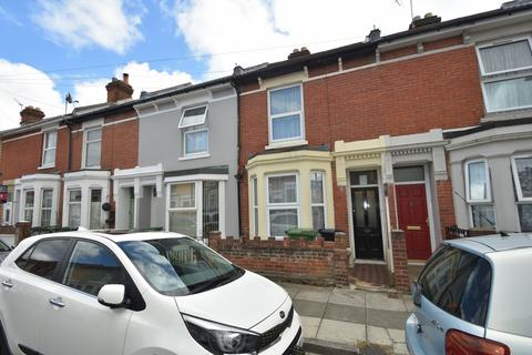 3 bedroom terraced house to rent, Jubilee Road, Southsea PO4