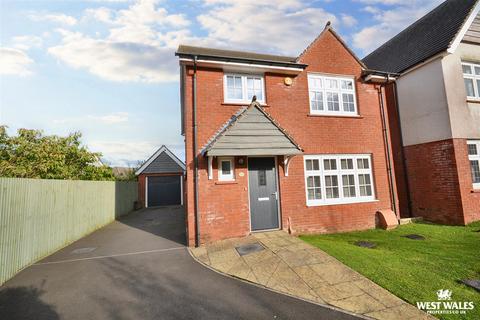 4 bedroom detached house for sale, Pwll Trap, St Clears