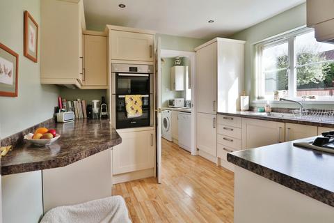 4 bedroom detached house for sale, Beverley Drive, Beverley, East Riding of Yorkshire, HU17 9GG