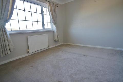 2 bedroom semi-detached house to rent, Mill Gate, Pontefract