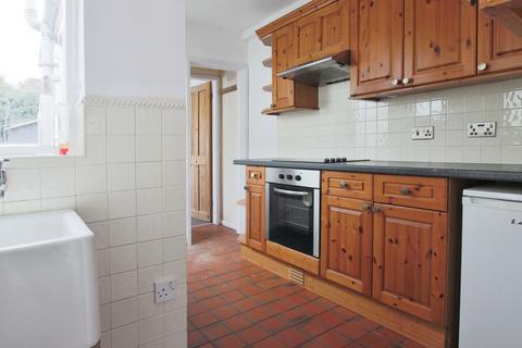 2 bedroom terraced house for sale, Church Road, Beverley, East Riding of Yorkshire, HU17 7EN