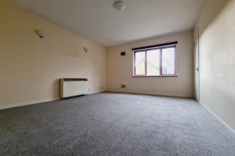 1 bedroom house to rent, Wharf Road, Grays