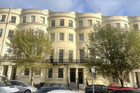 2 bedroom apartment for sale, Brunswick Place, Hove BN3