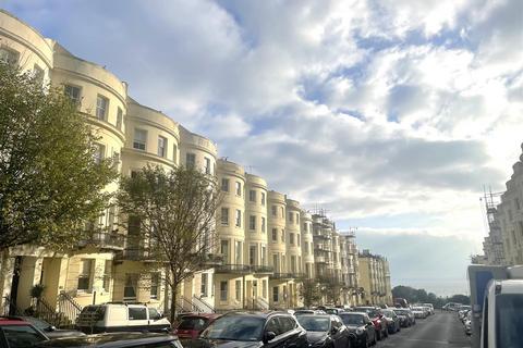 2 bedroom apartment for sale, Brunswick Place, Hove BN3