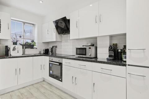 2 bedroom terraced house for sale, Mapeshill Place, Willesden Green, NW2