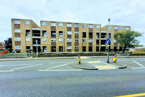 Flat 18, Newark Court Gun Lane, Strood, Rochester, ME2 4UH