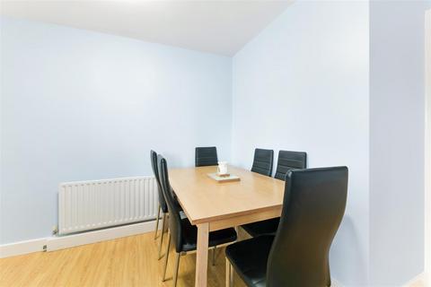 1 bedroom flat for sale, Malmstone Avenue, Merstham RH1