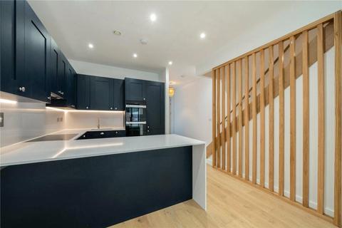 4 bedroom terraced house to rent, Caird Street, London, W10