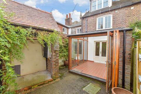 1 bedroom terraced house for sale, King Street, Arundel, West Sussex