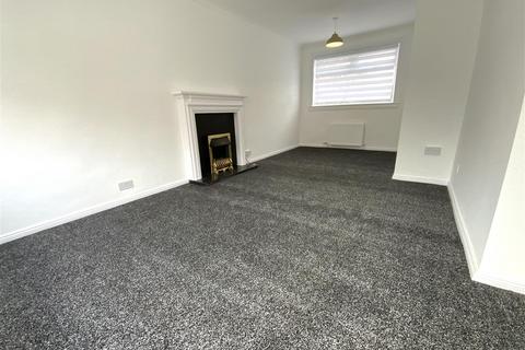 3 bedroom end of terrace house to rent, Castlefern Road, Rutherglen, Glasgow