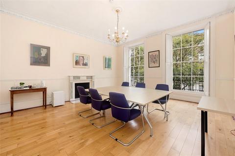 Office to rent, John Street, WC1N