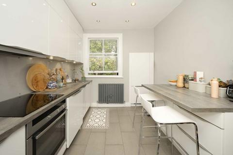 2 bedroom flat for sale, Hammersmith Grove, London W6