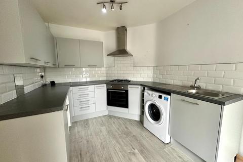 3 bedroom terraced house to rent, Millfield Avenue, Walsall WS3