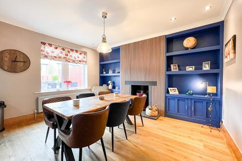 85 Broad Oak, Linthwaite, Huddersfield, HD7 5TE