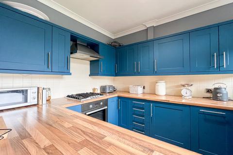 85 Broad Oak, Linthwaite, Huddersfield, HD7 5TE