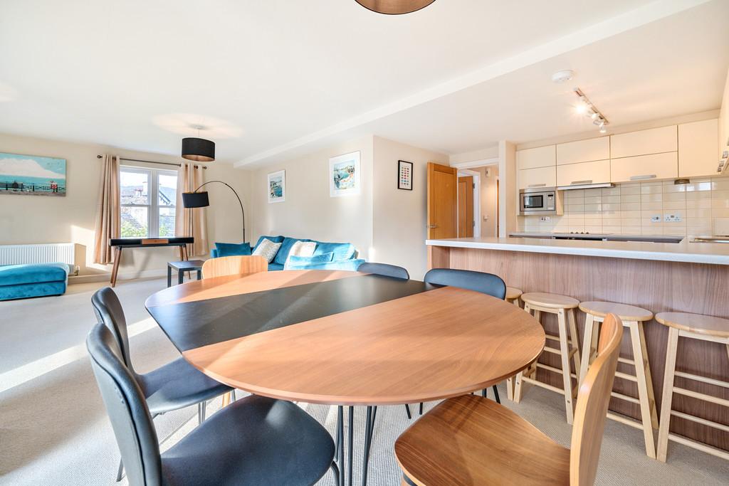 Open Plan Living Room &amp; Kitchen