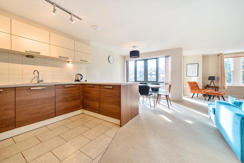 Open Plan Living Room & Kitchen