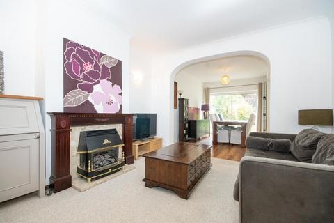 4 bedroom semi-detached house to rent, Hill Road, Pinner HA5