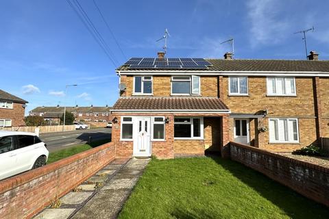 3 bedroom end of terrace house for sale, KING'S LYNN - 3 bed end-terrace house close to schools & Lynnsport