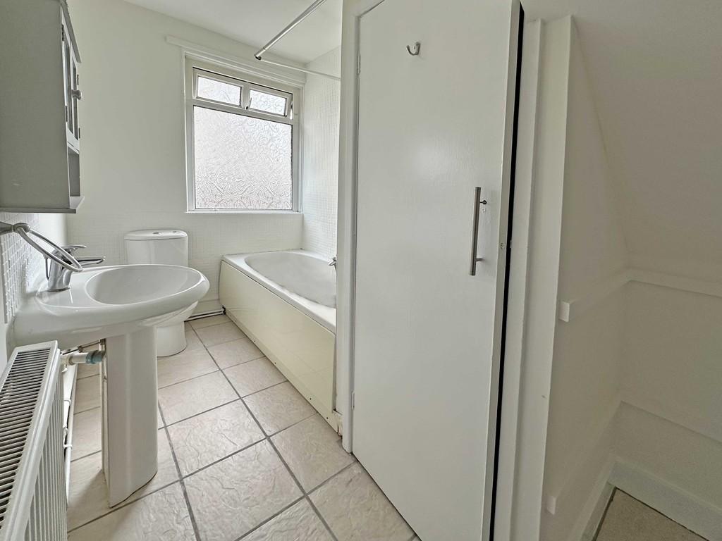 6 Bath