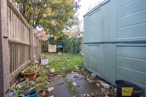 119 Farnham Road, Handsworth, Birmingham, B21 8EF