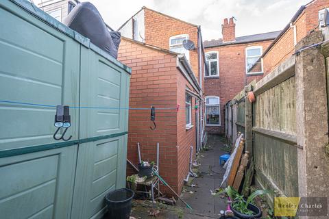 119 Farnham Road, Handsworth, Birmingham, B21 8EF