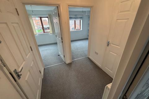 2 bedroom flat to rent, Winters Lane, Long Bennington , Newark