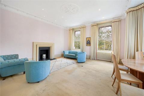 2 bedroom flat for sale, London, W8