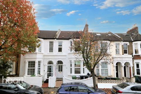 20b Second Avenue, London, E17 9QH