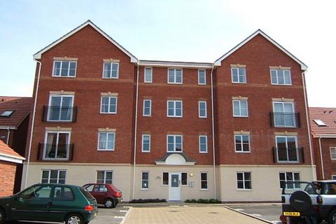 2 bedroom flat to rent, Rawcliffe House, Cobham Way YO30