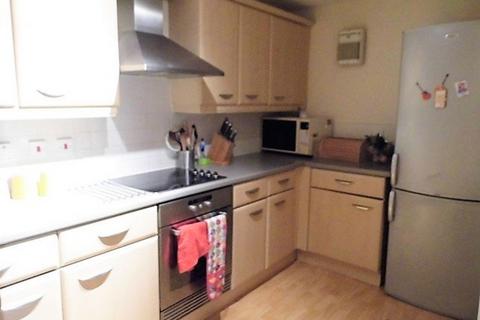 2 bedroom flat to rent, Rawcliffe House, Cobham Way YO30