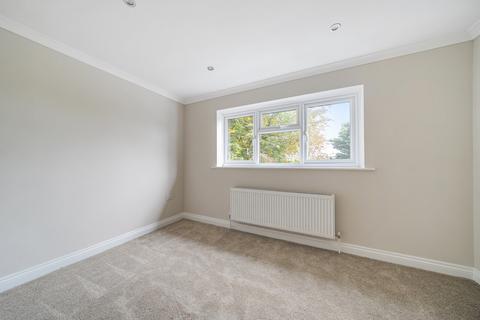 63 Egley Road, Woking, GU22 0AY